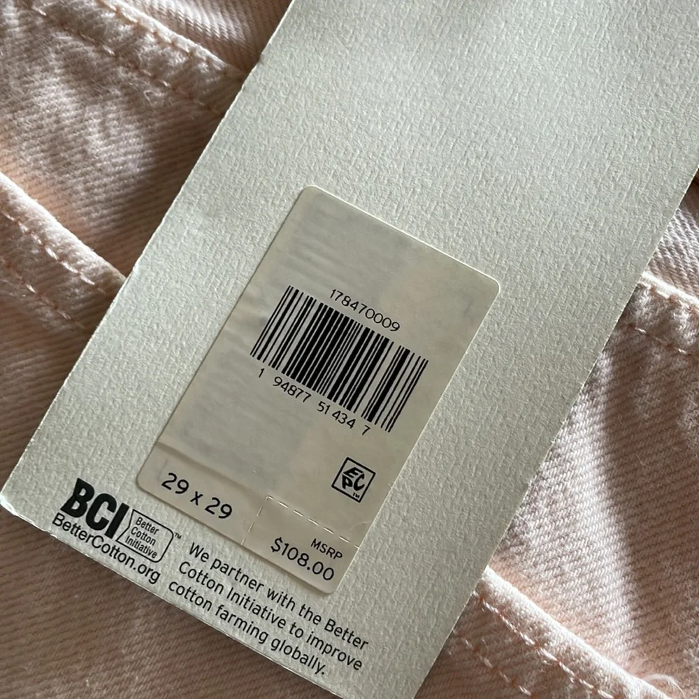 Levi's High Rise Loose Taper Jeans Light peach Denim Brand new - Picture 11 of 11